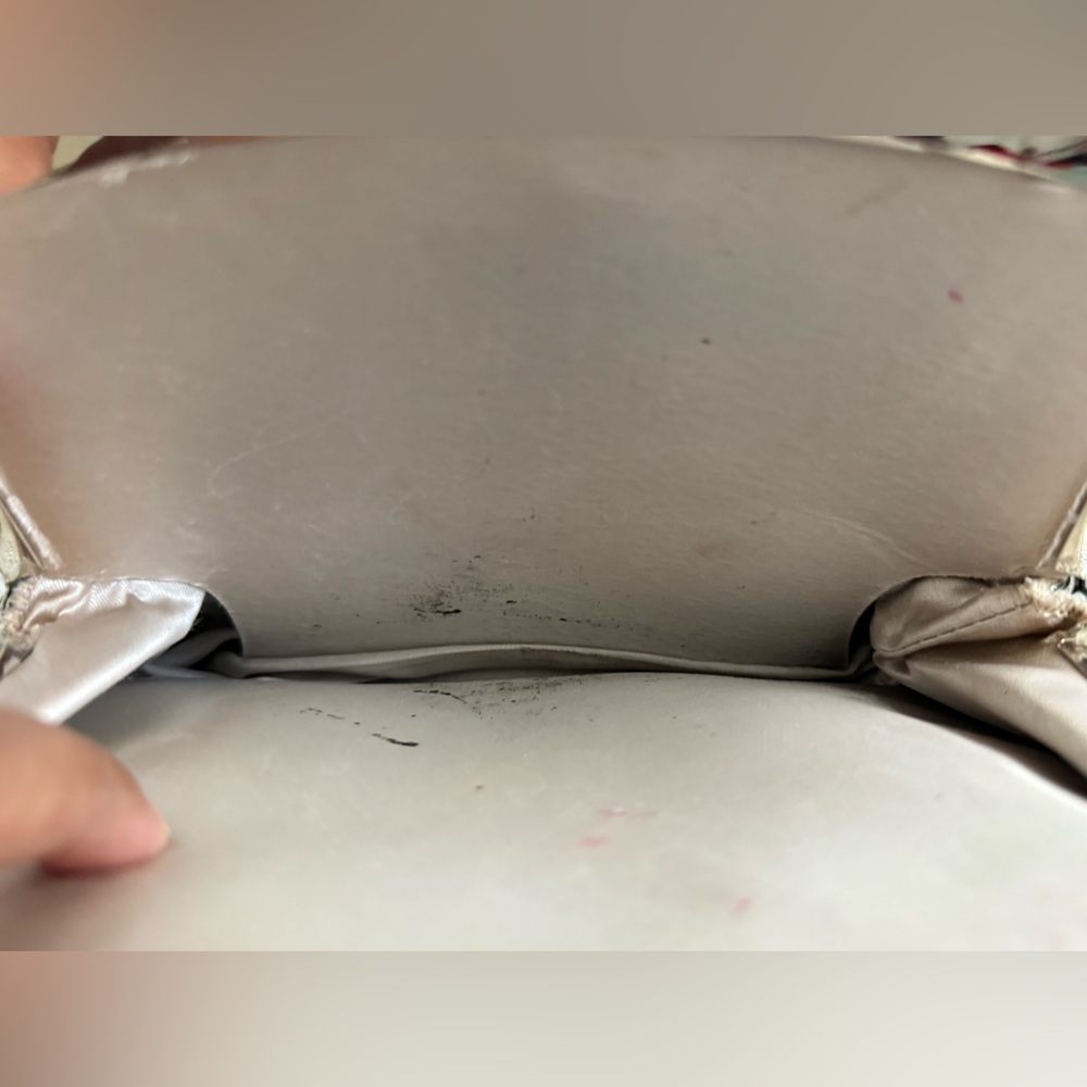 Vintage Harry Levine USA Silver Clutch - Picture 4 of 8